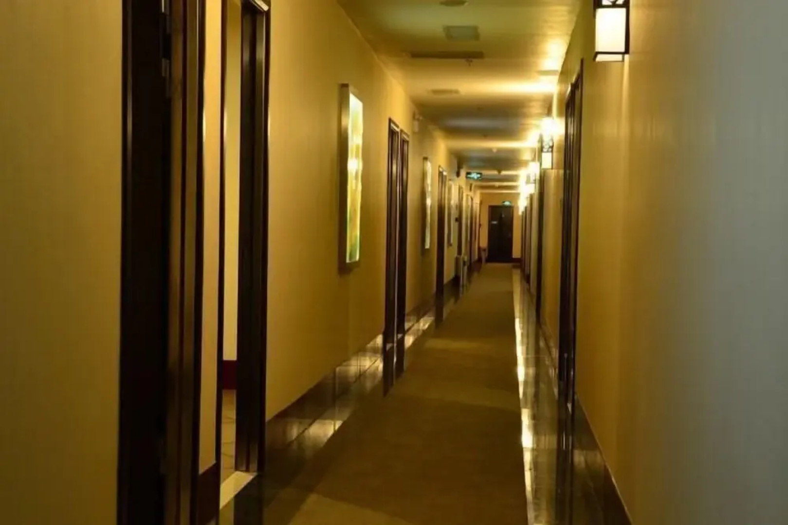 Huangguang Holiday Hotel