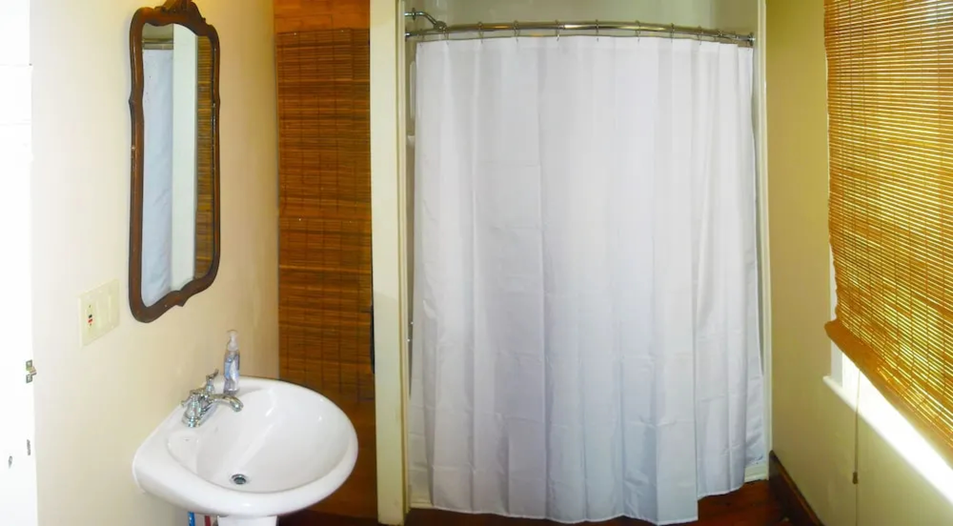 6 bedroom Mill House by the Falls