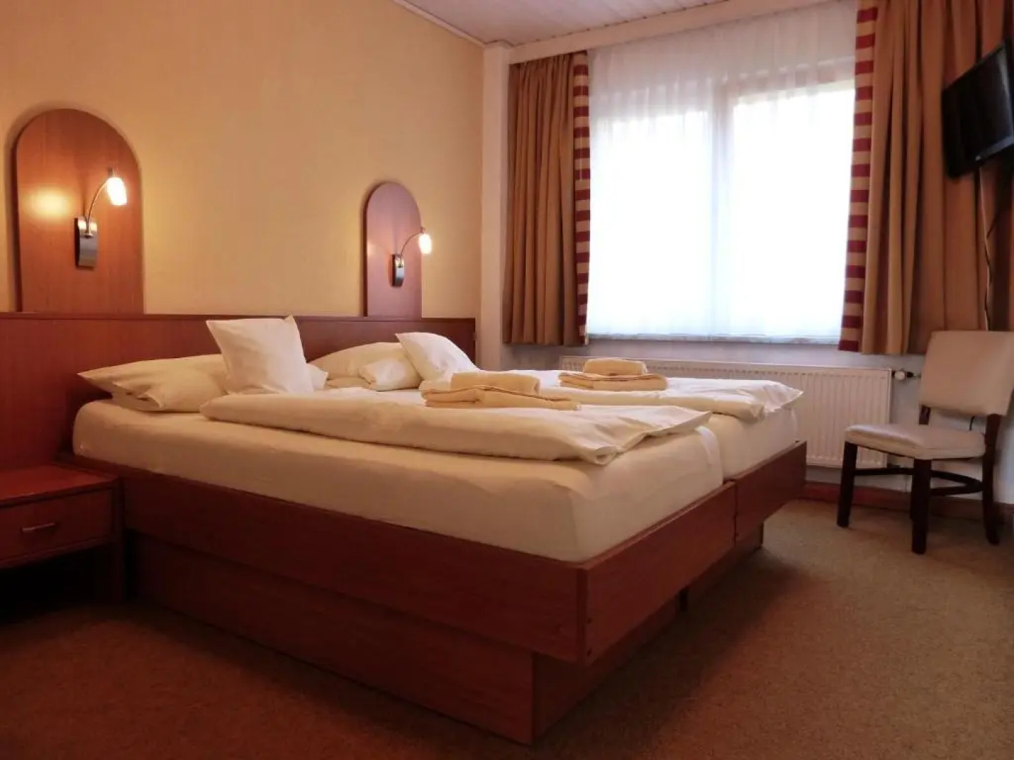 Ferienhotel Wolfsmhle