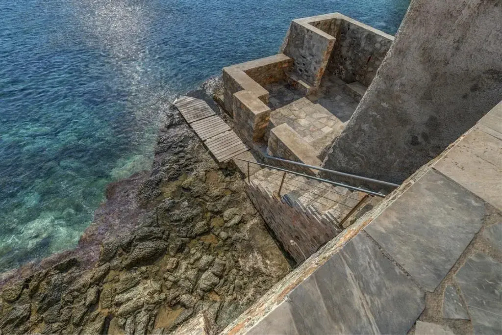 Apollonion Palace Hotel