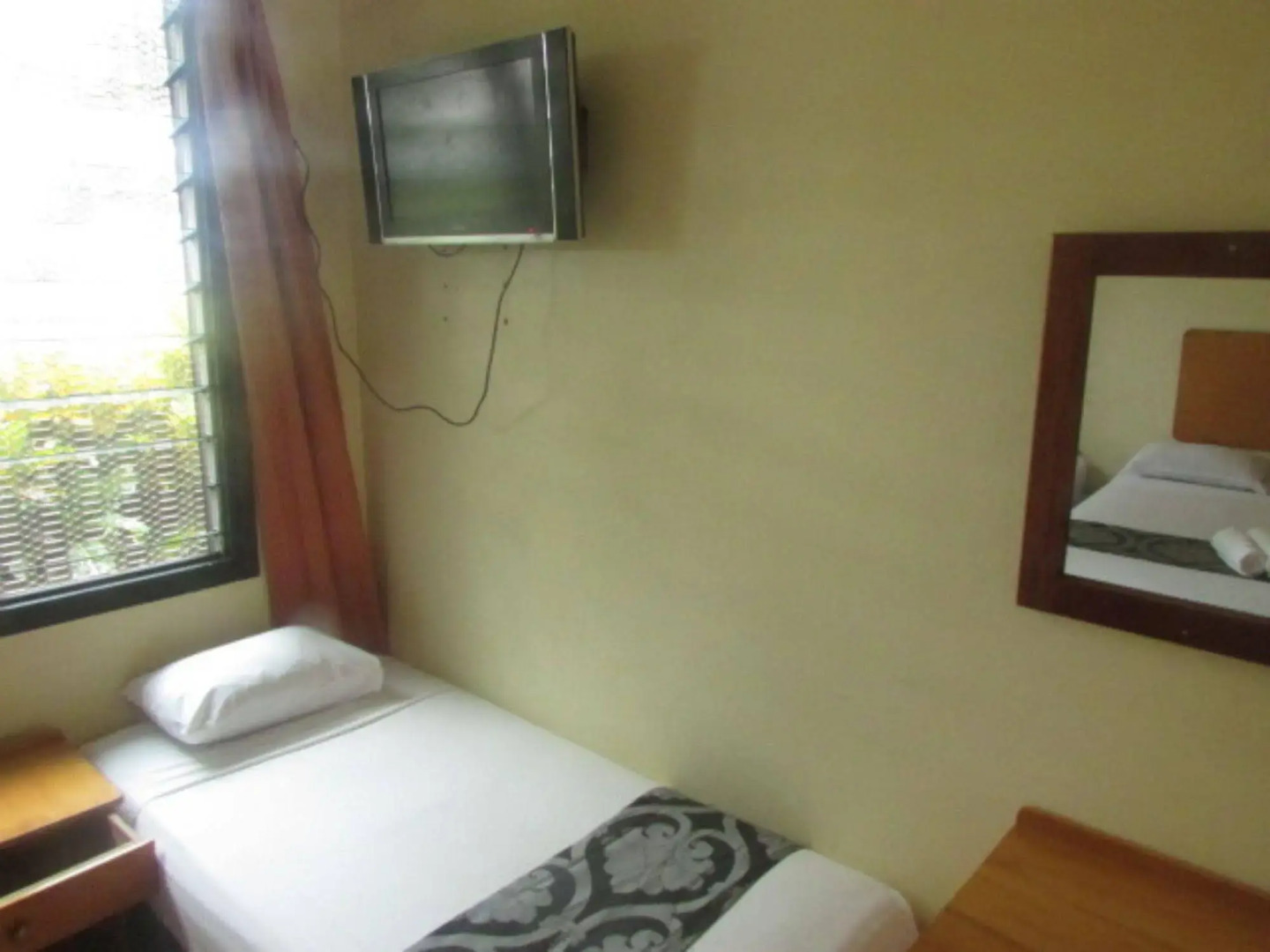 Wailoaloa Beach Resort Fiji