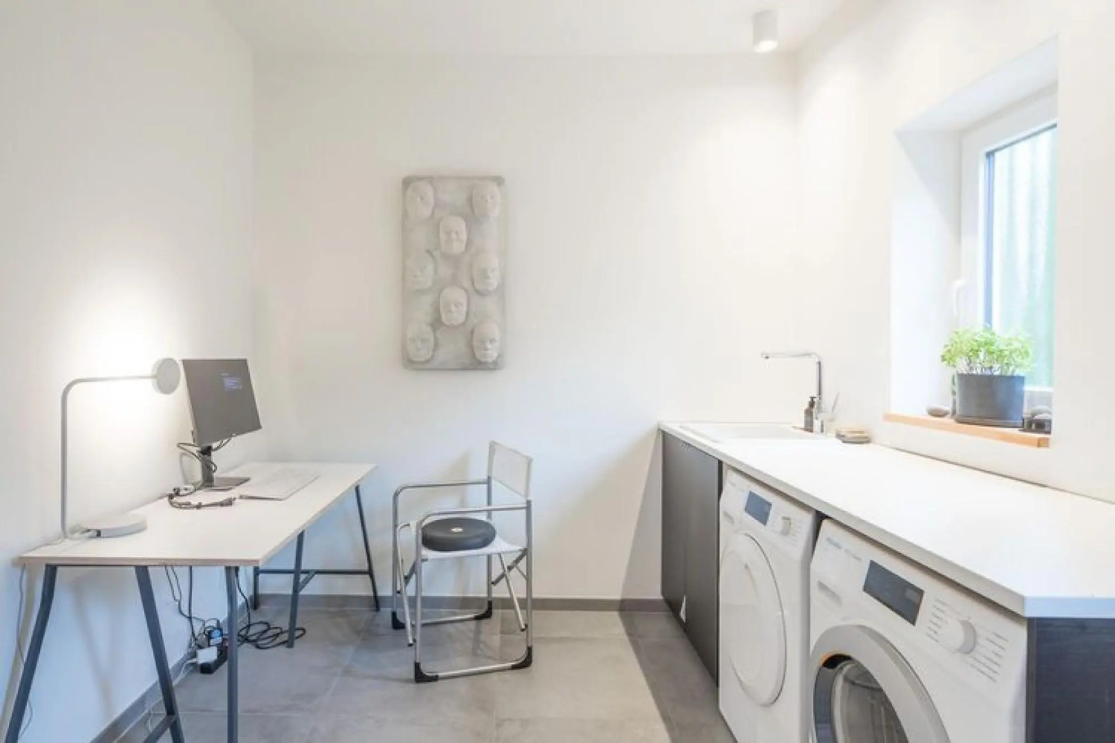 charming holiday home in the small fishing village of Tönning