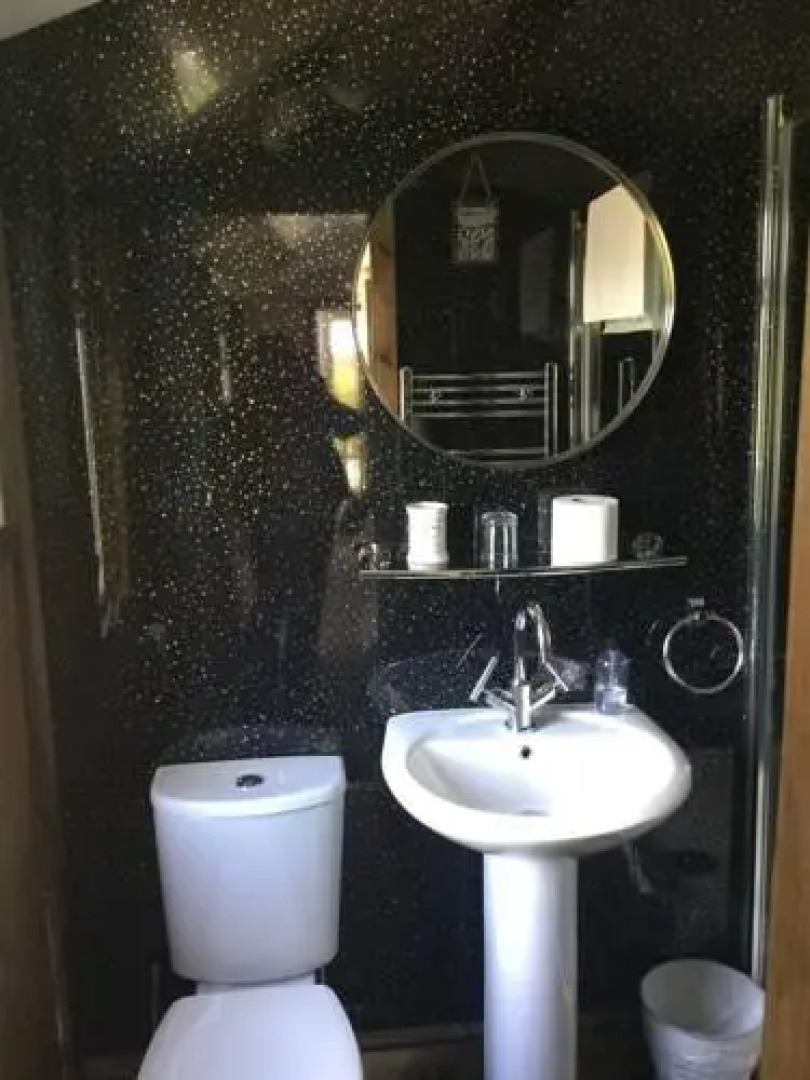 Henwick House Bed and Breakfast