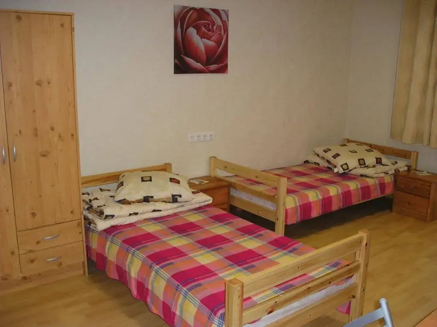 Happy Hostel