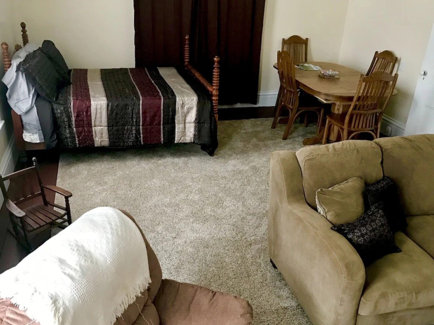 Tillinghast Manor Bed & Brunch