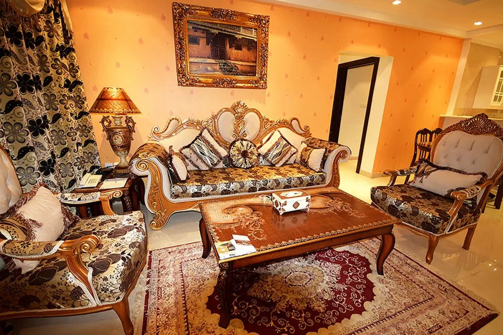 Leaders Plaza Apartments