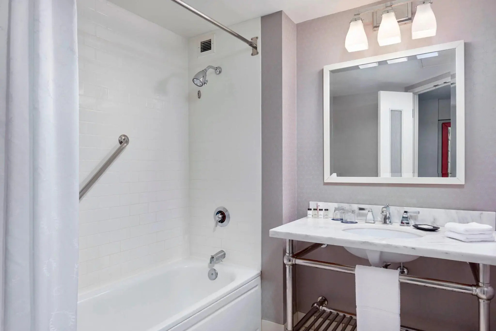 Sheraton Erie Bayfront Hotel