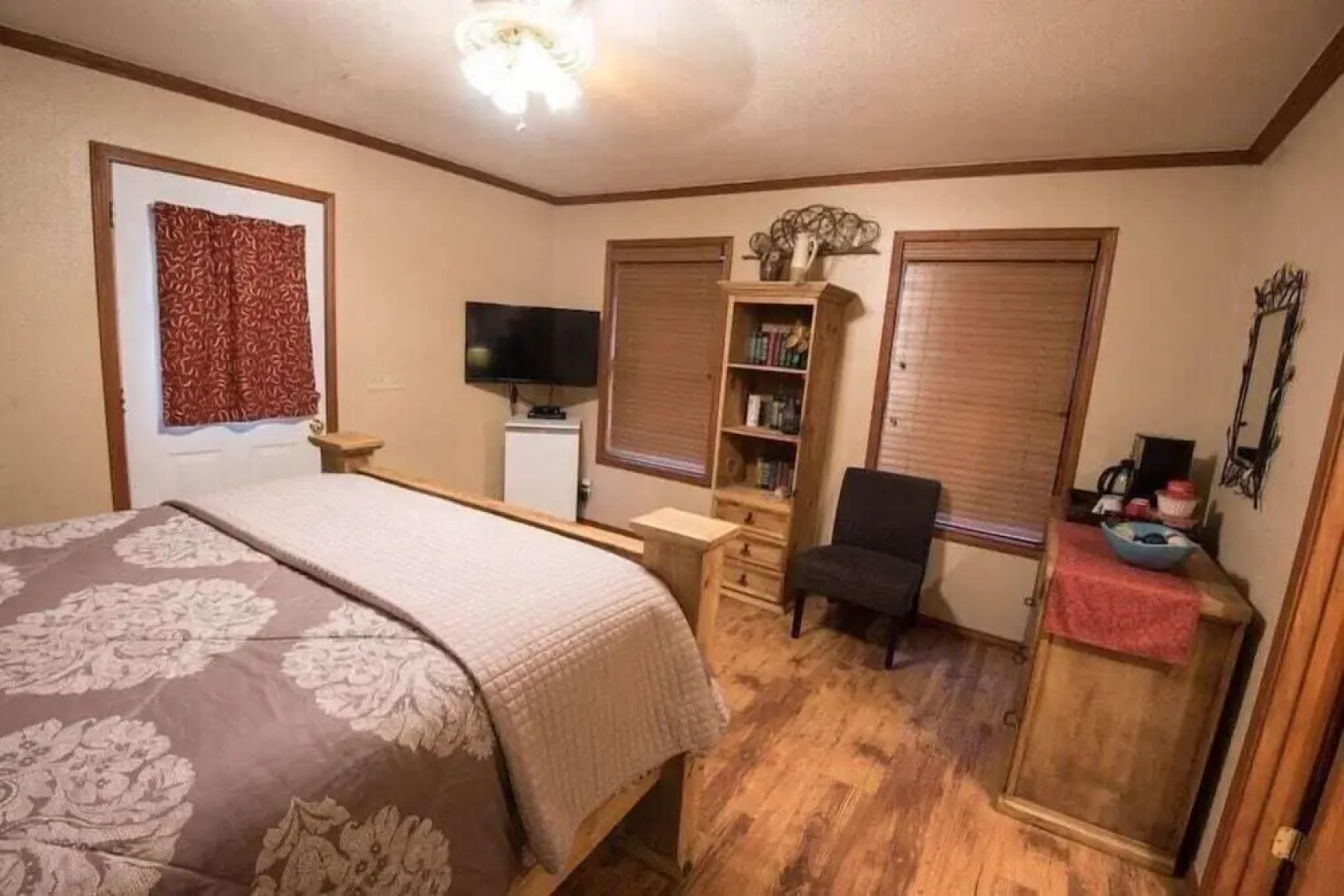 Woodland Hideaway & Cottage - 3 Br Cabin