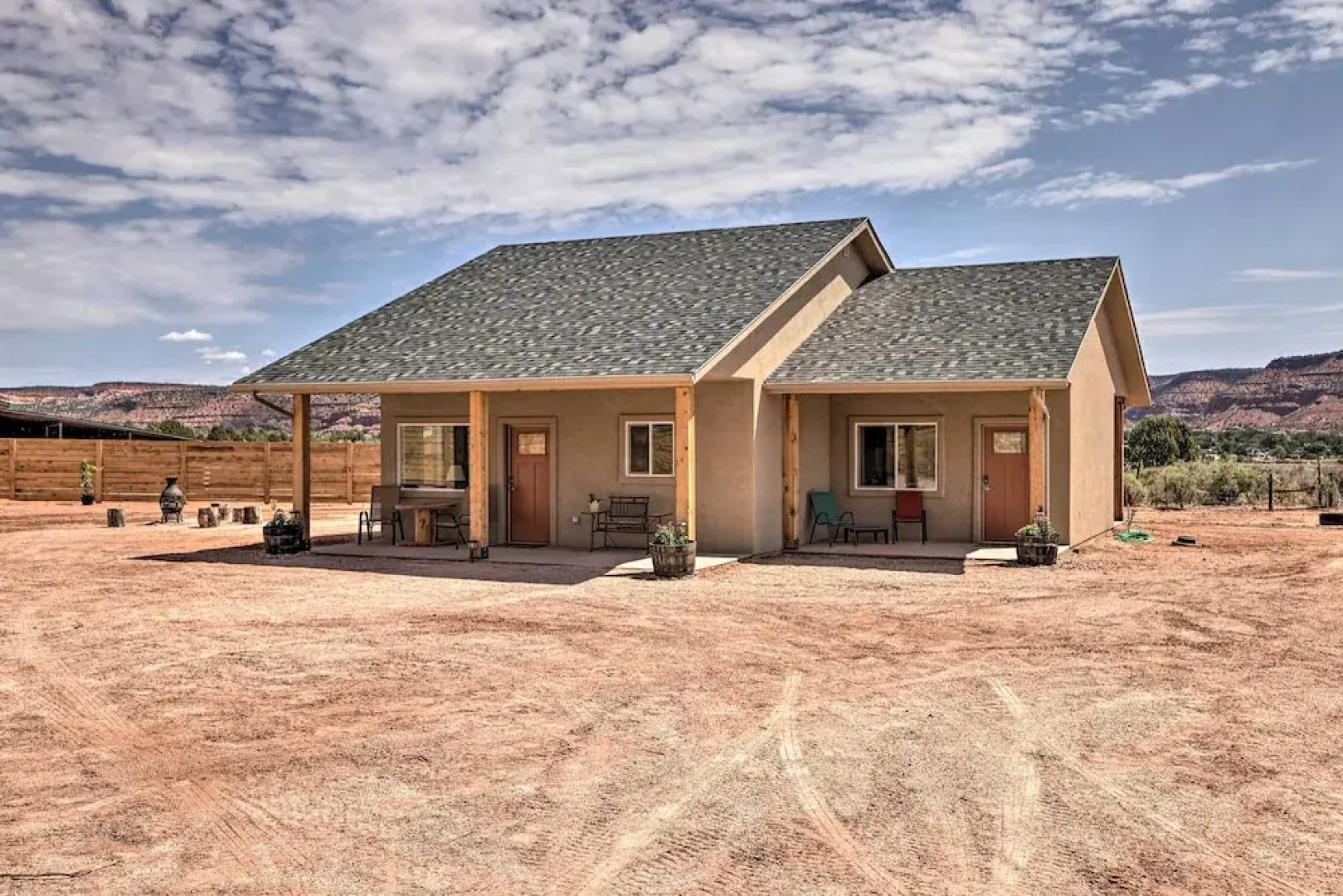 Quiet Kanab Home w/ Panoramic Views & Porch!