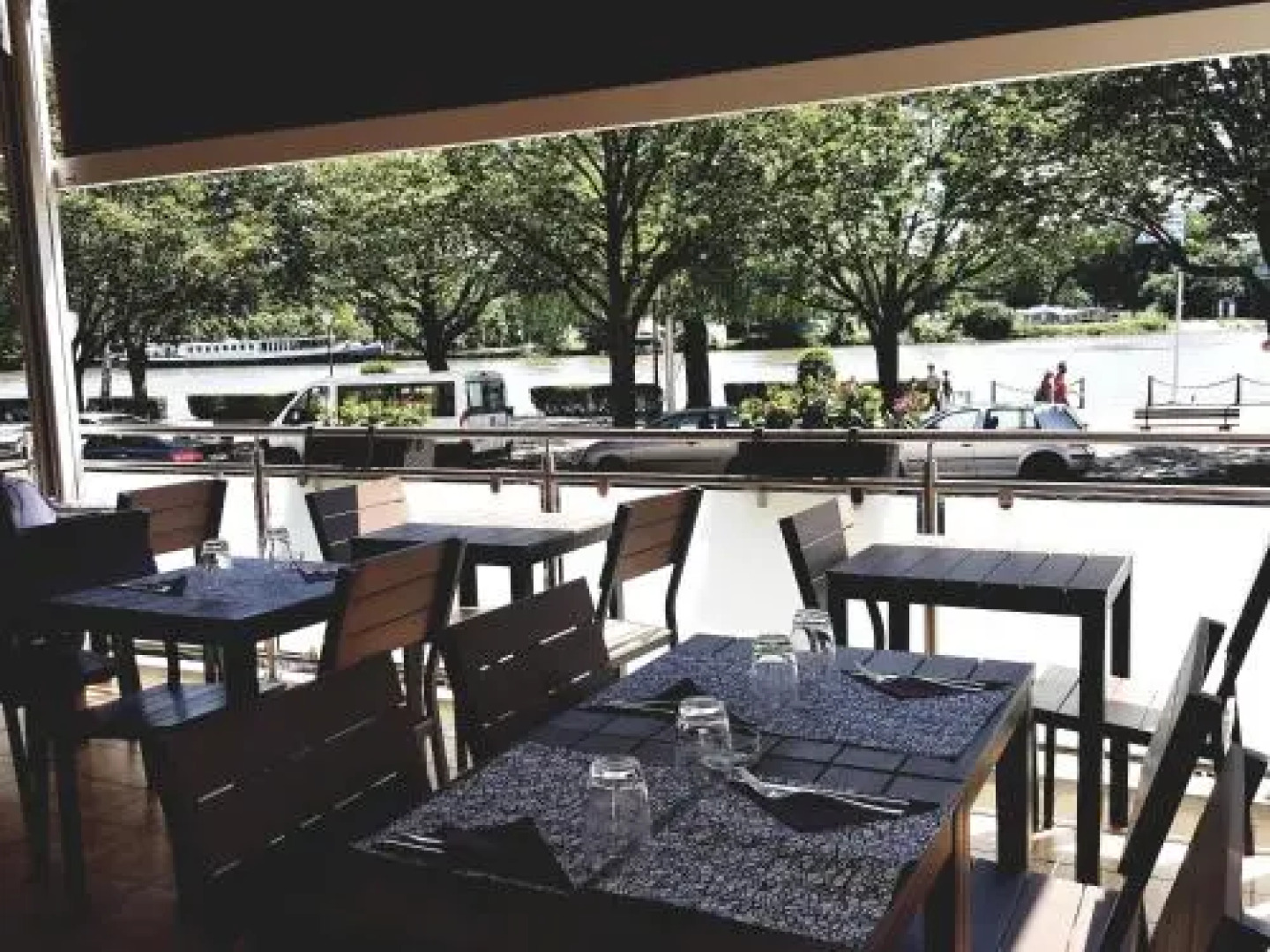 Hotel & Restaurant The Nest