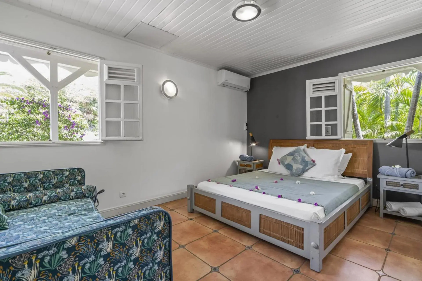 Villa Neivy - 5 ch, grande piscine, à 3 min de la plage