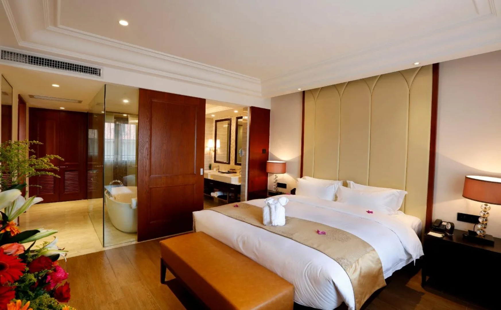 Hainan Yatai Hot Spring Hotel