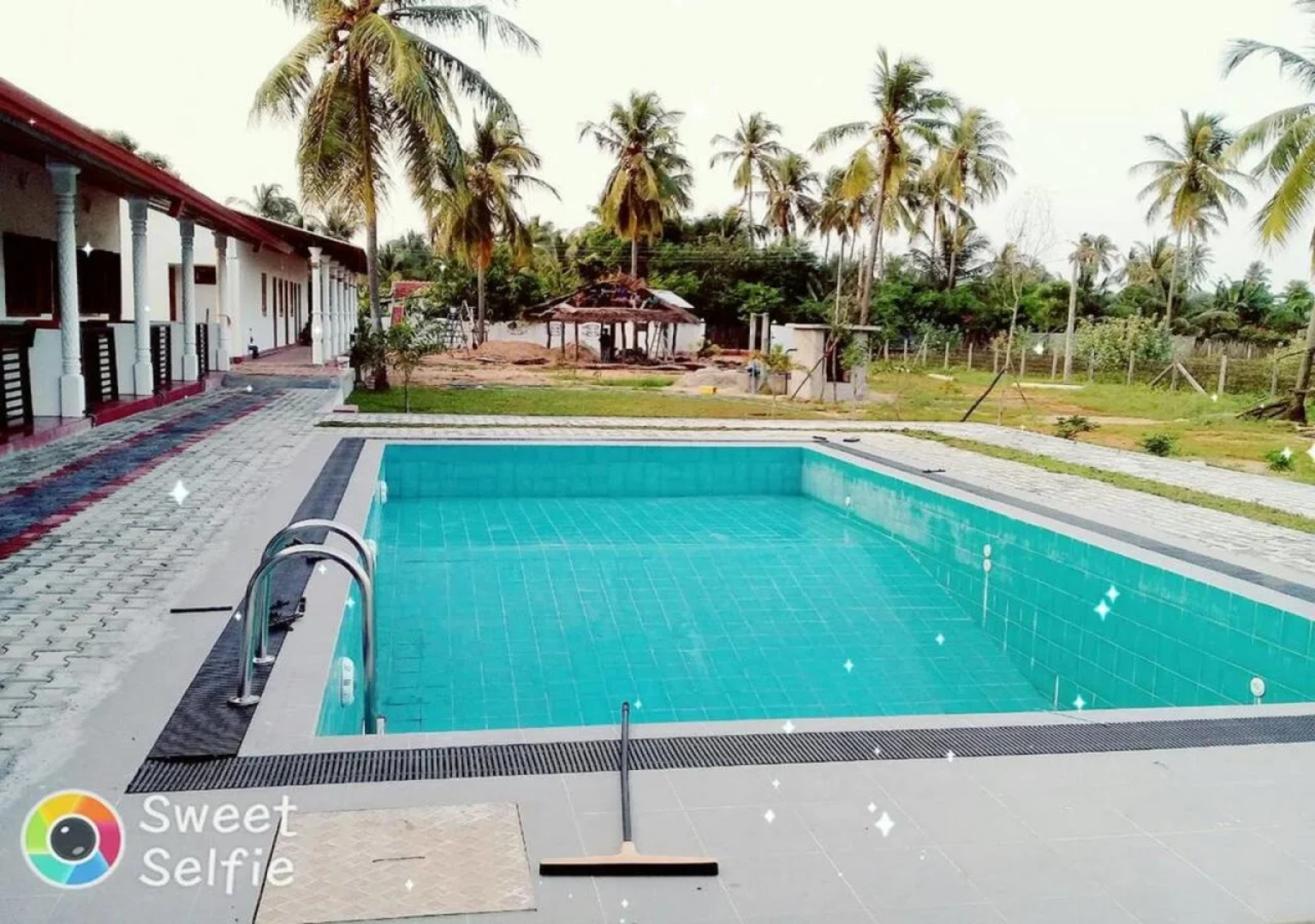 Shan Guest and Nilaveli