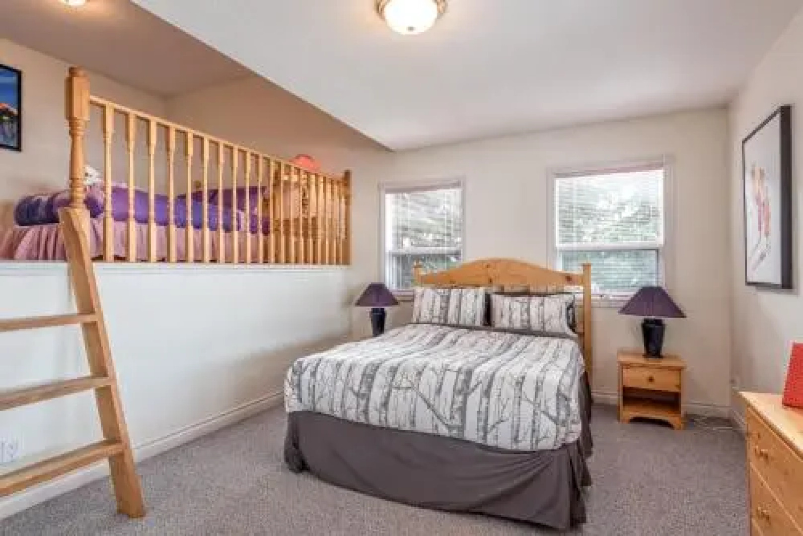 Sunset Peak - 3 Bed / 4 Bath Home