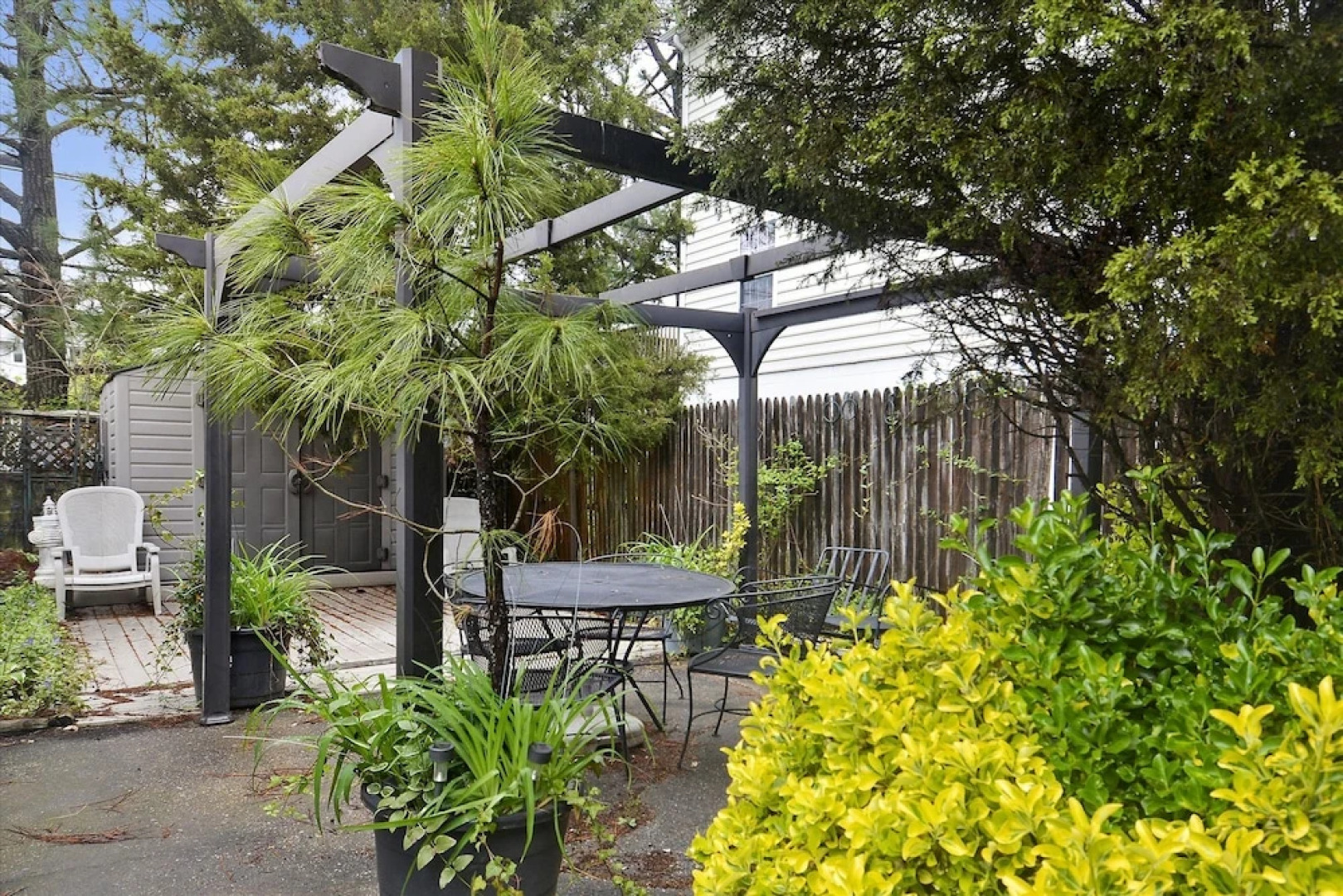 39 Beach Avenue by Long & Foster