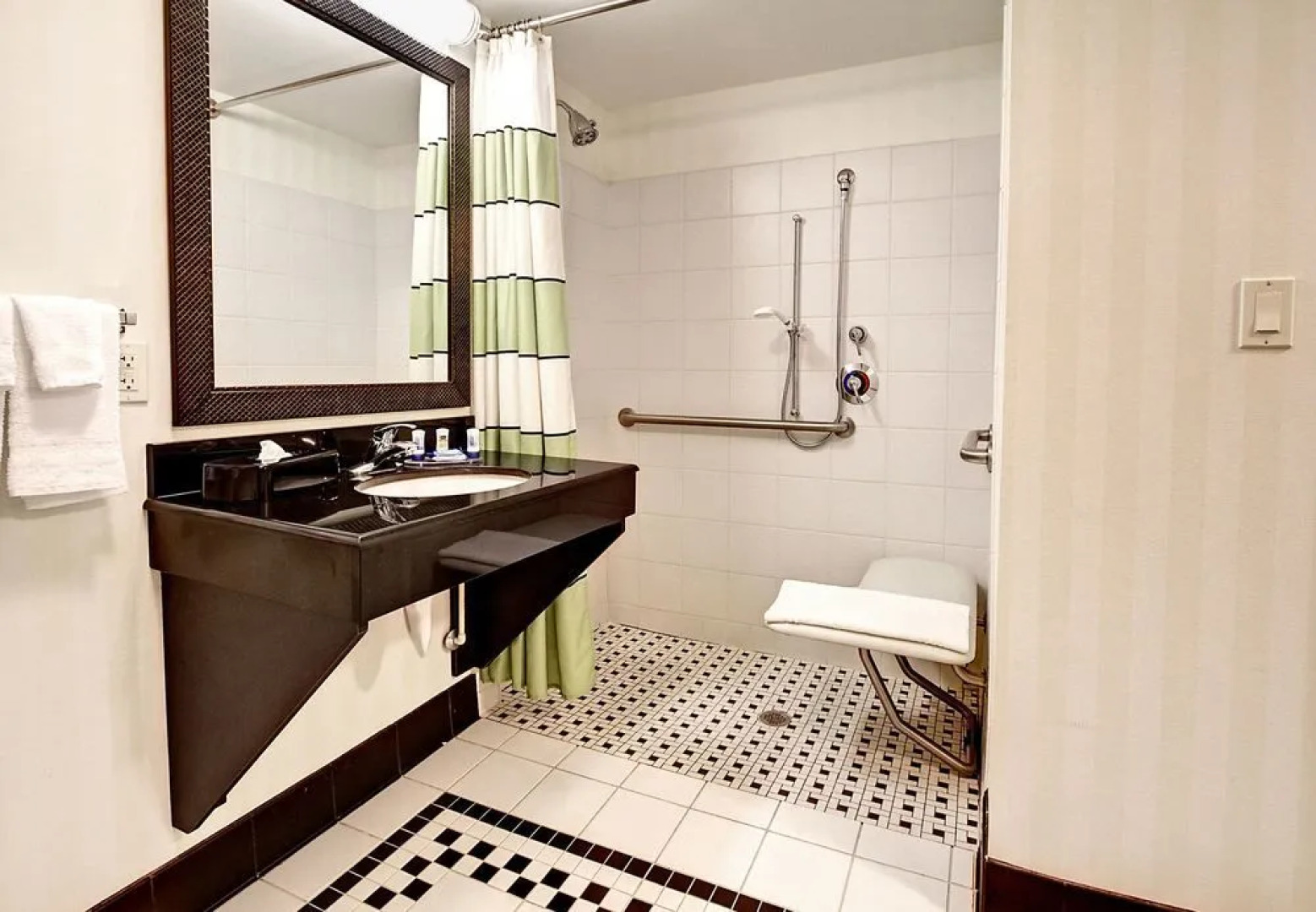 Fairfield Inn & Suites Naples