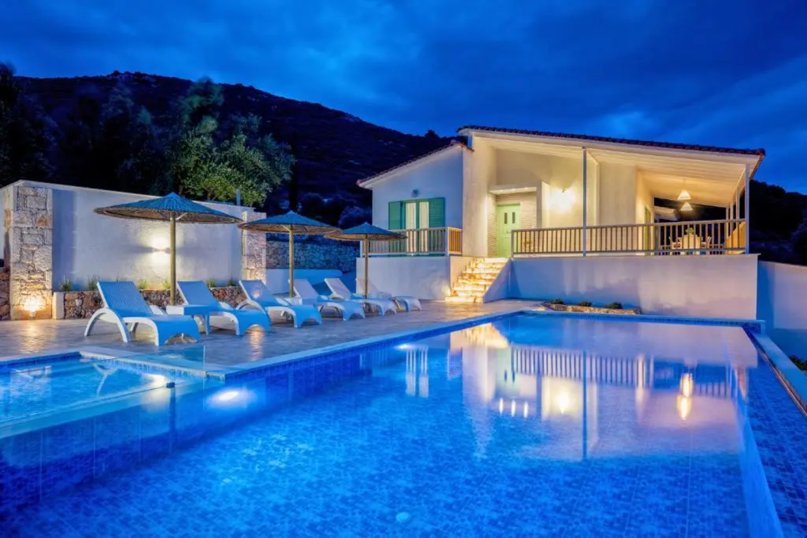 Limneon Villas