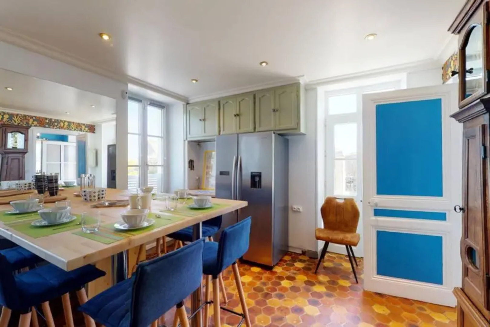 Le Vieux Colombier, 4 étoiles Face mer SPA OPTION billard accès plage, société La clef decamp