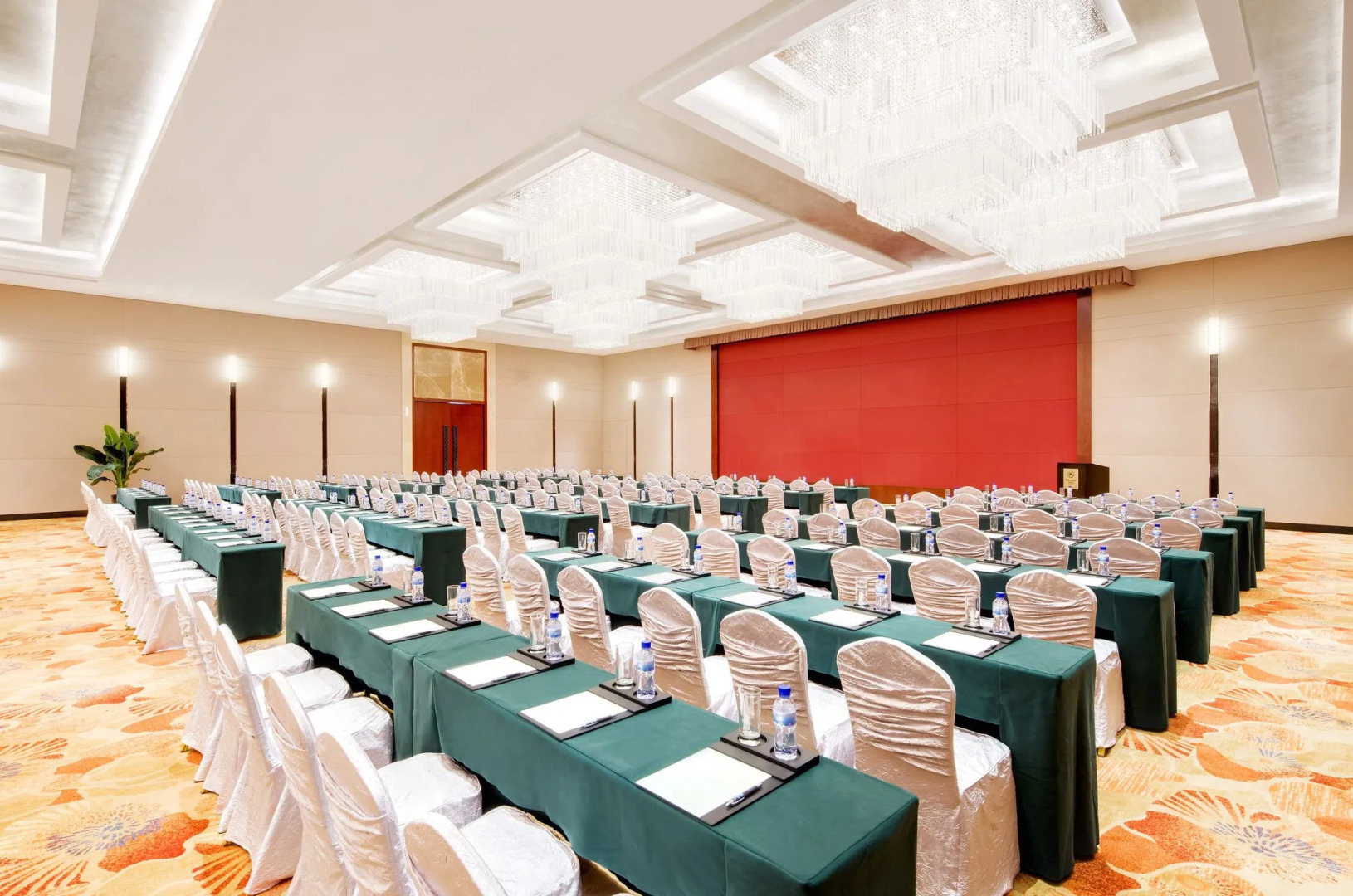 Sheraton Yantai Golden Beach Resort