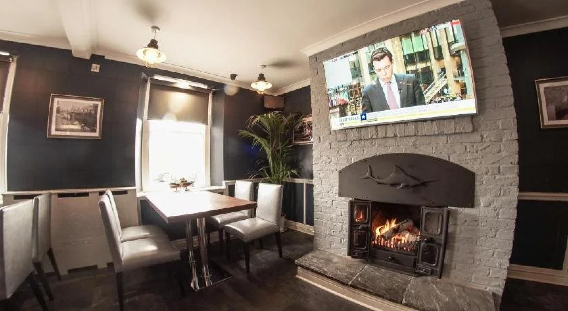 The Quayside Hotel and Bar