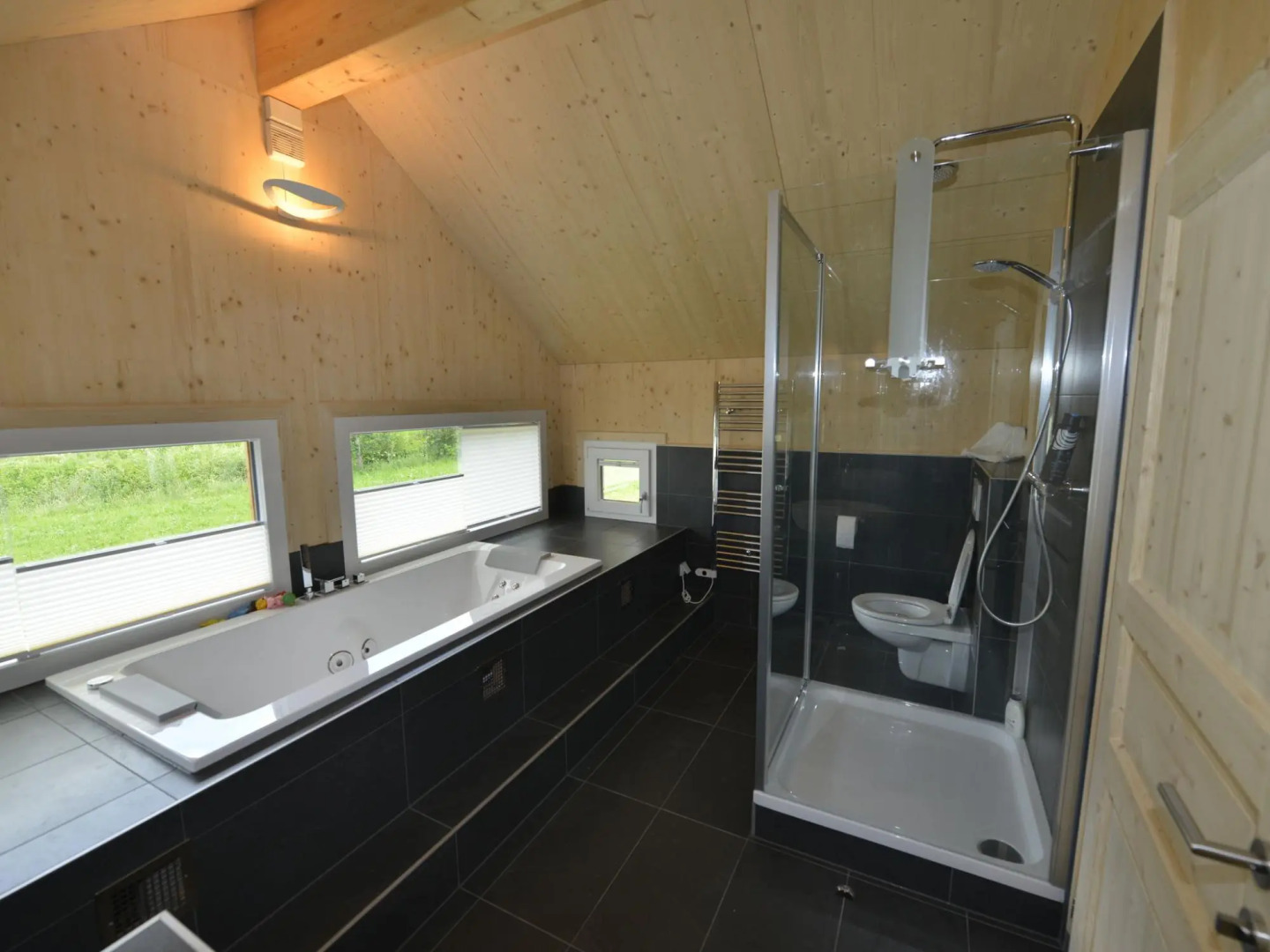 Chalet in Sankt Georgen on Ski Slopes