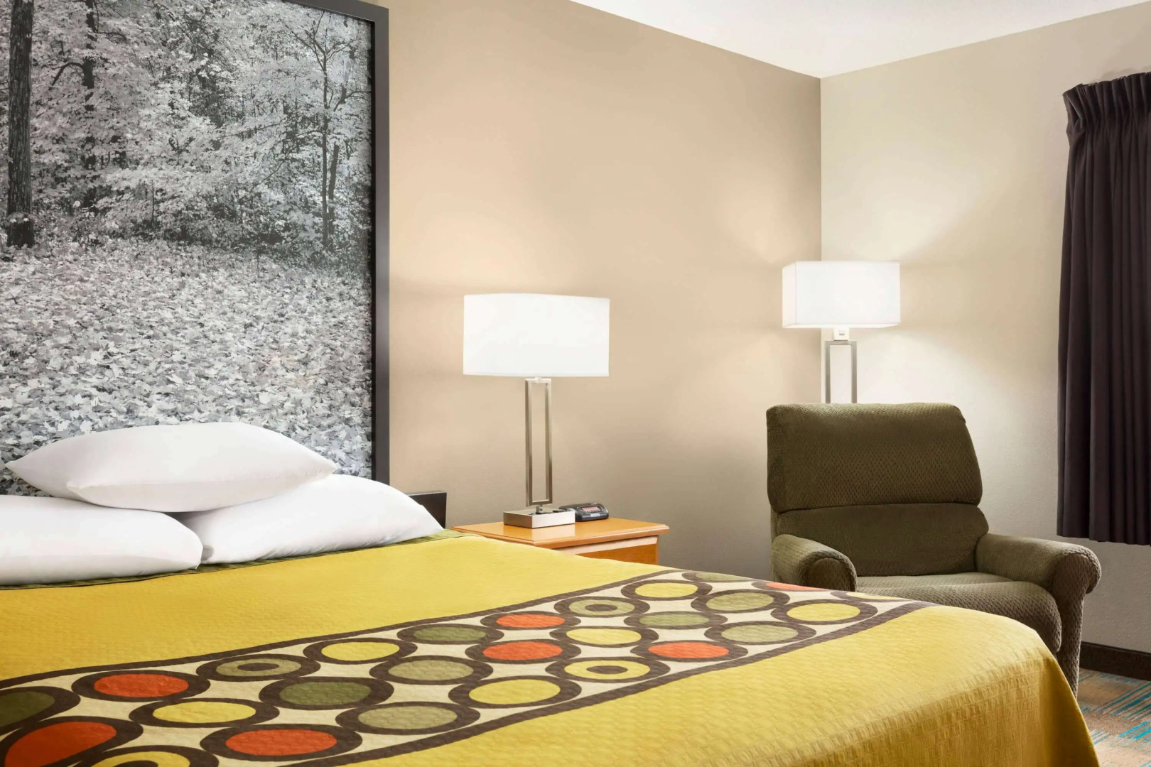 Super 8 by Wyndham Hannibal