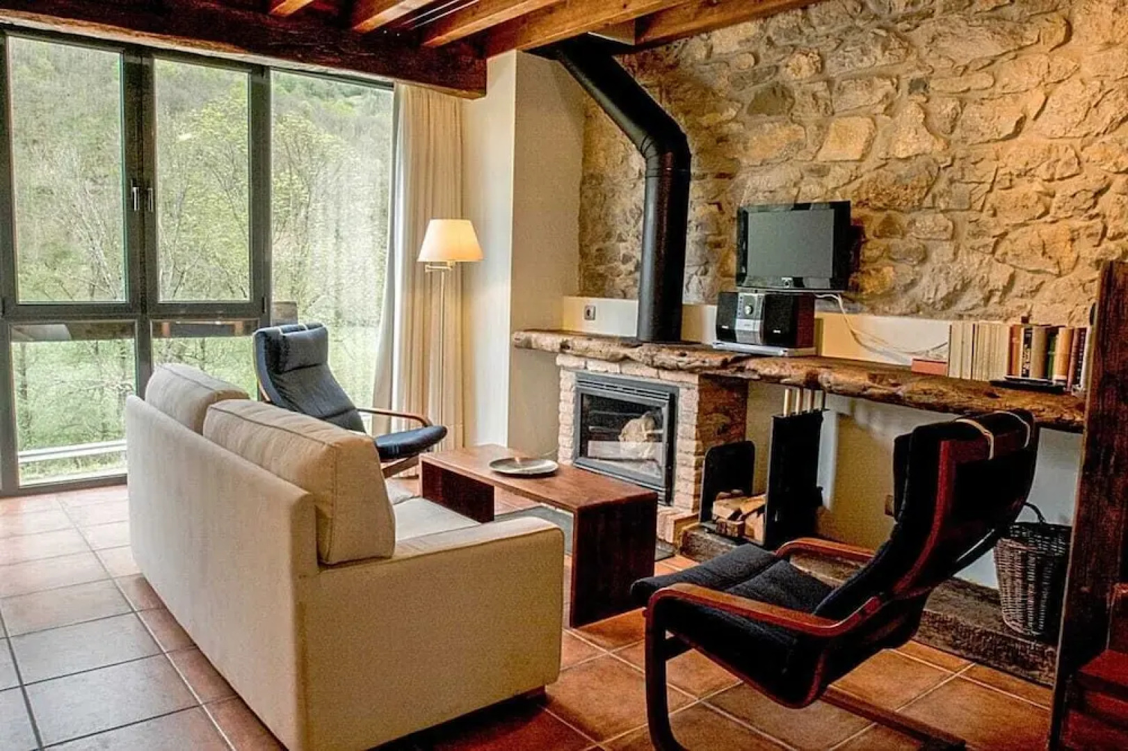 Apartamentos Rurales El Llerón