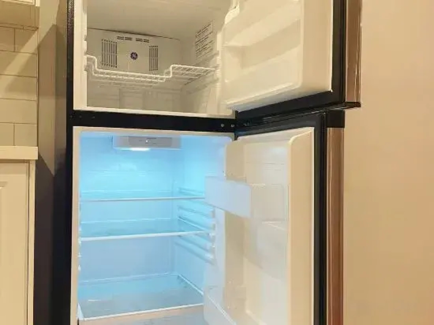 Private House Basement Suite Toronto/Richmond Hill