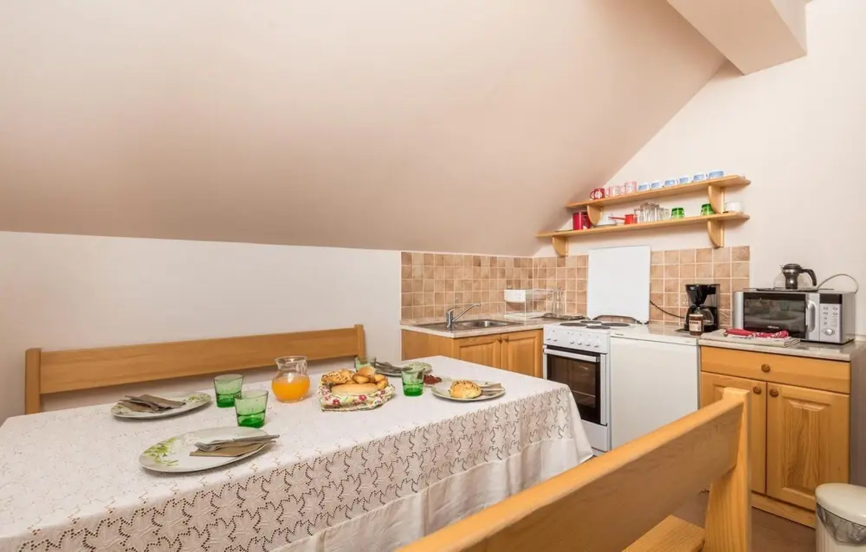 Stunning Home in Slunj With 3 Bedrooms, Wifi and Outdoor Swimming Pool