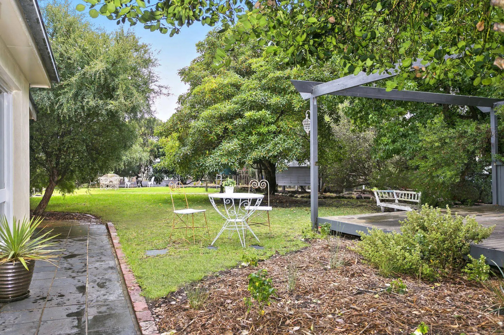 Springhill House on Pardalote