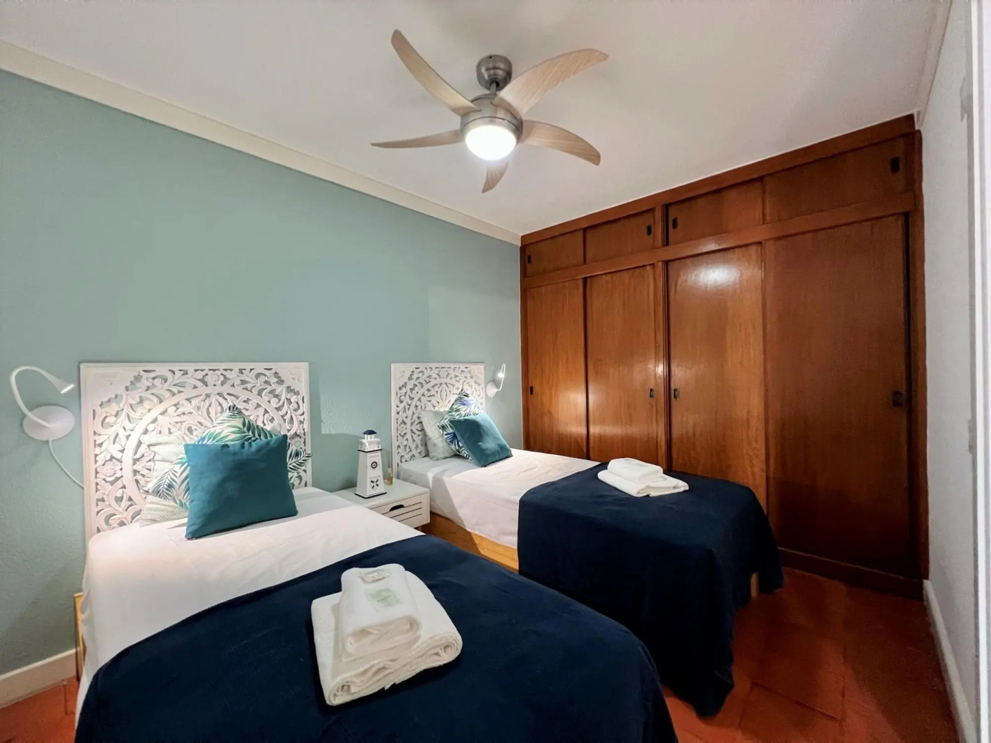 ARMAÇÃO DE PÊRA BRIGHTNESS 2 WITH POOL by HOMING