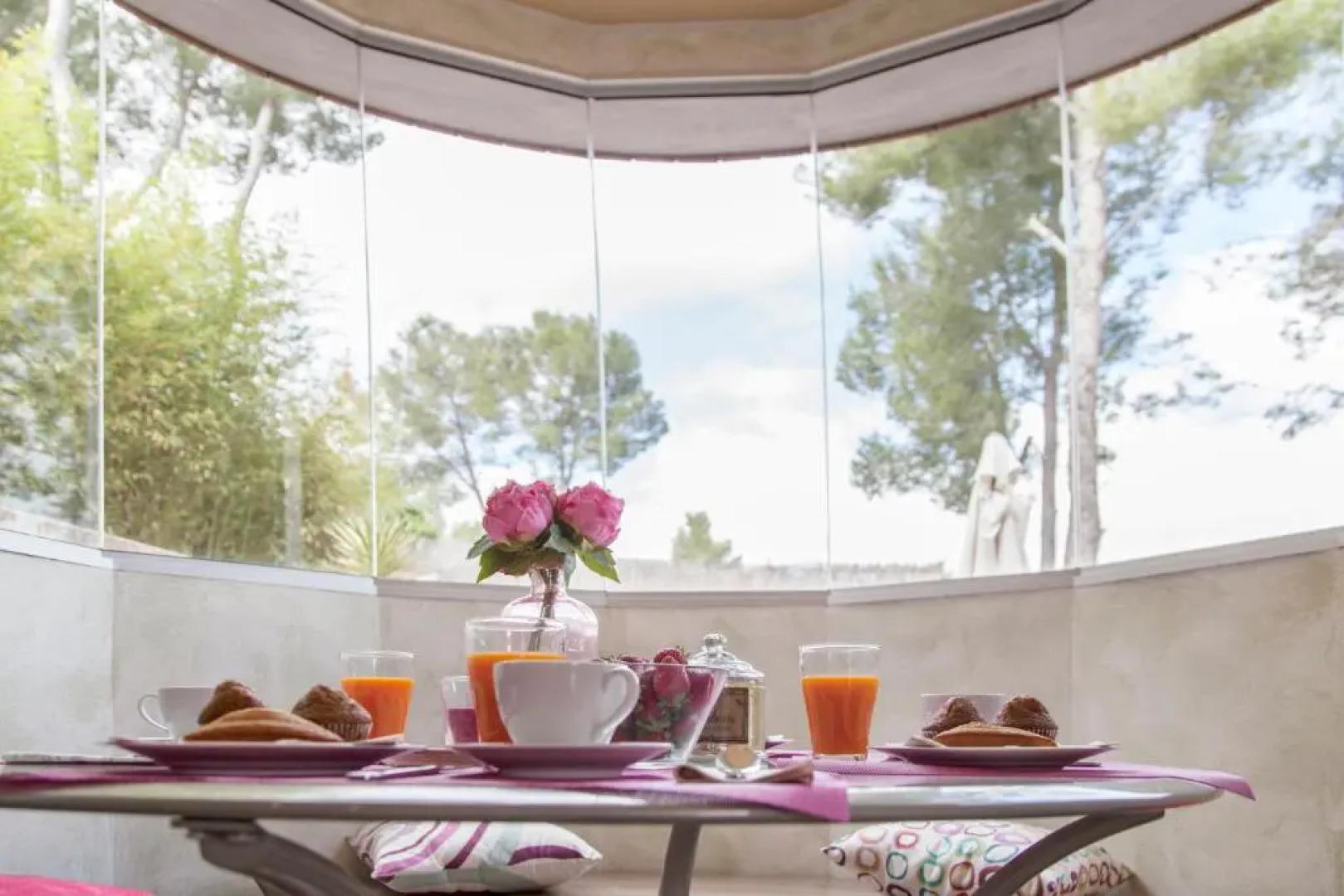 Villa Los Pinos 14 People AC Very confortable Outdoor area View Calm Area 10 minutes Drive From Sitges