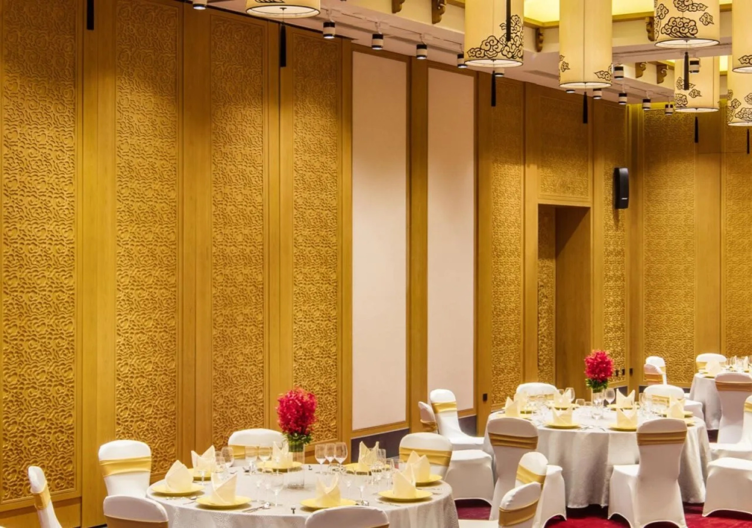 Banyan Tree Huangshan