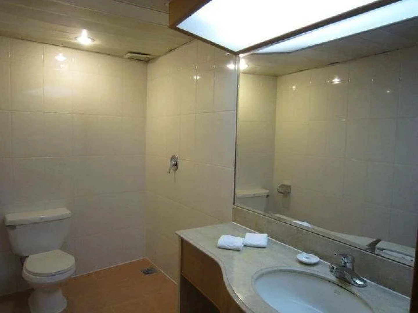 Horward Johoson Glory Plaza Chenghai