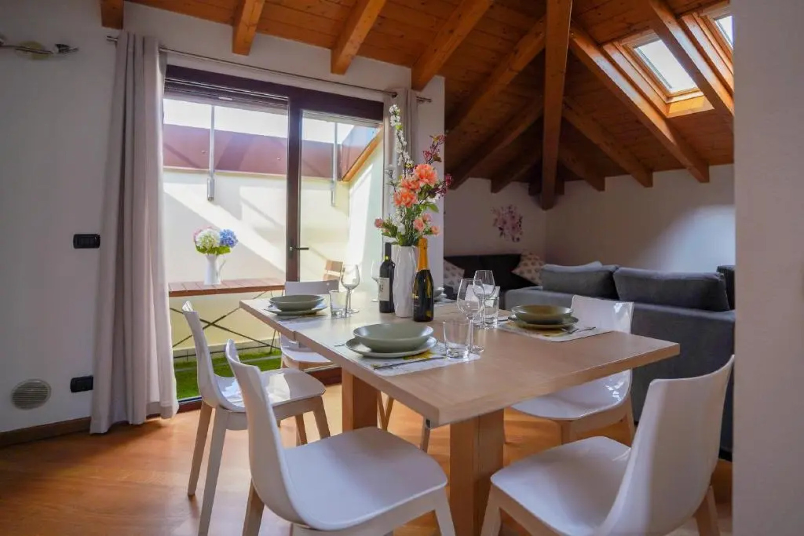 [Ortensia PentHouse] Leonardo Academy, MXP & Laghi