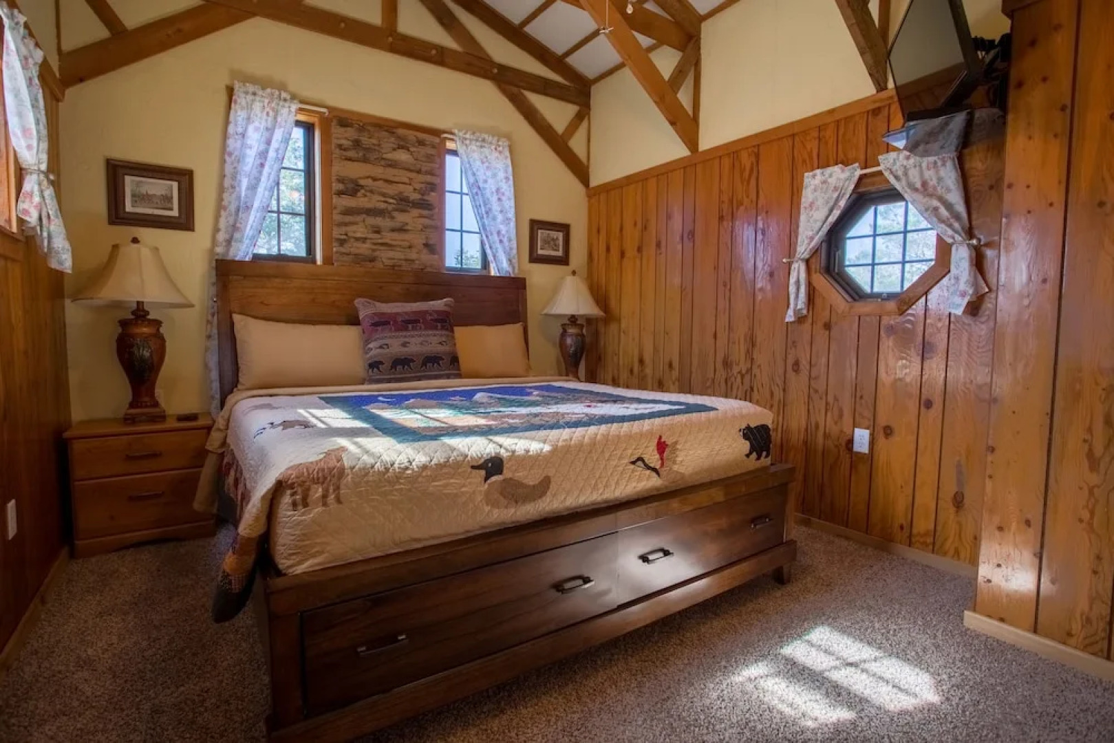 Henrys Hideaway by RedAwning