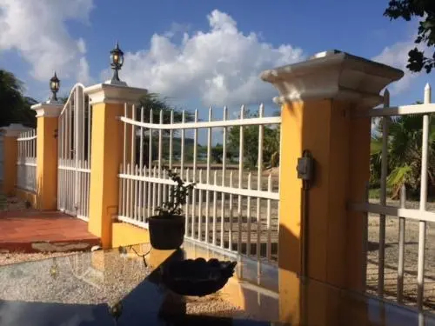 Flamingo Sunsets Apartment