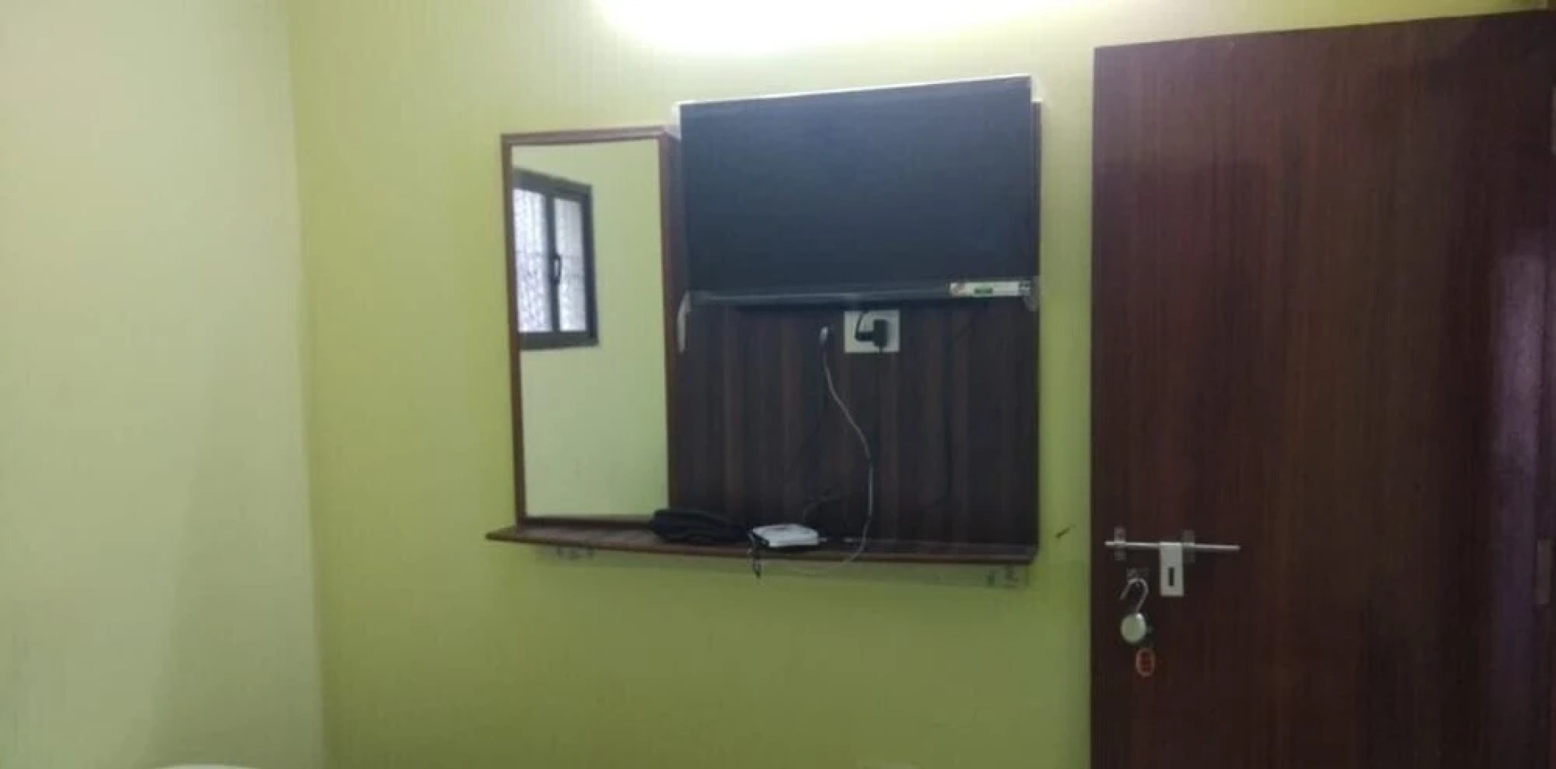 CPR Residency by iROOMZ