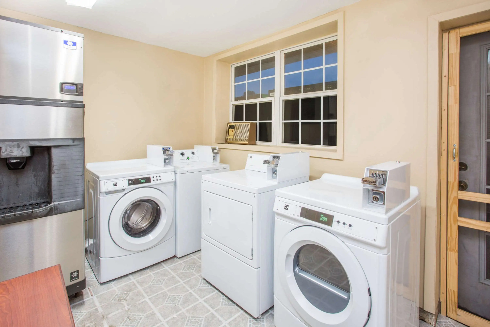 Days Inn by Wyndham Blytheville