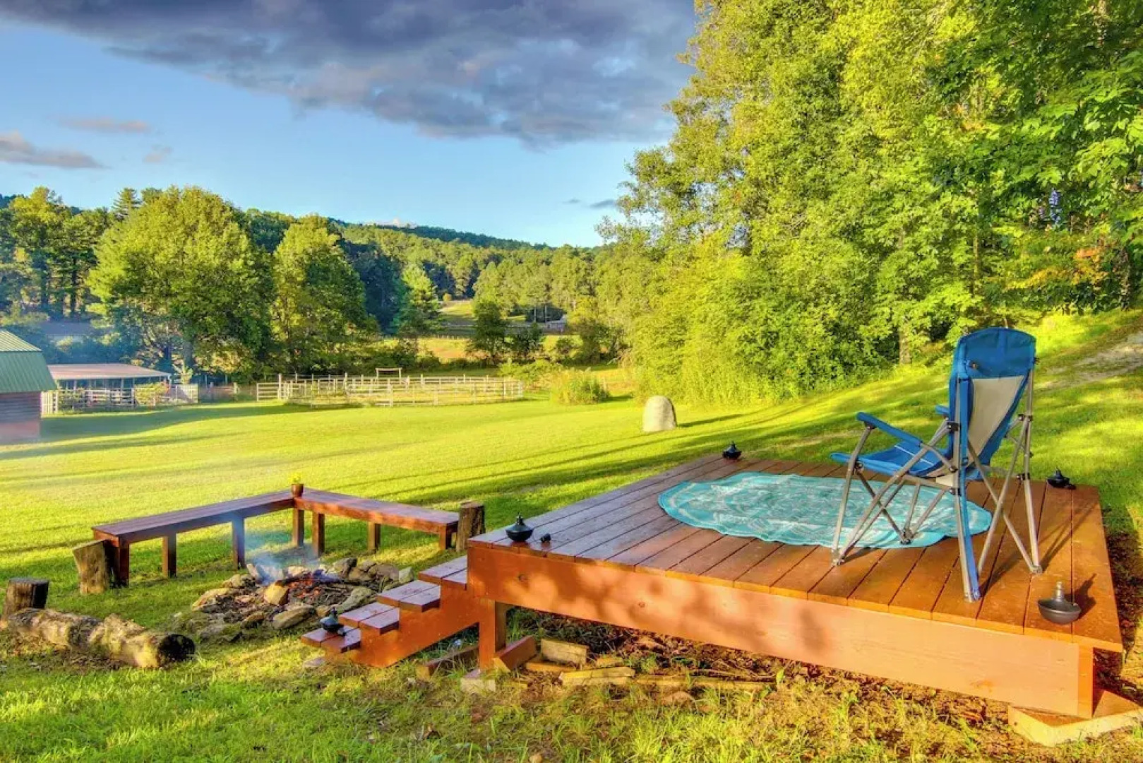Hendersonville Creekside Cabin: Near Dupont Forest