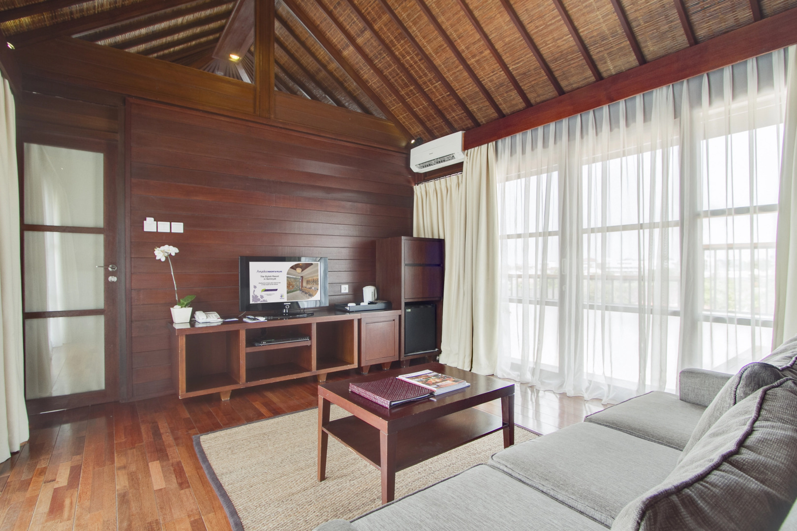 Amadea Resort & Villas