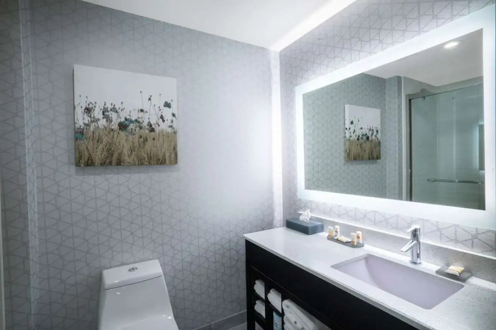 La Quinta Inn & Suites by Wyndham West Memphis