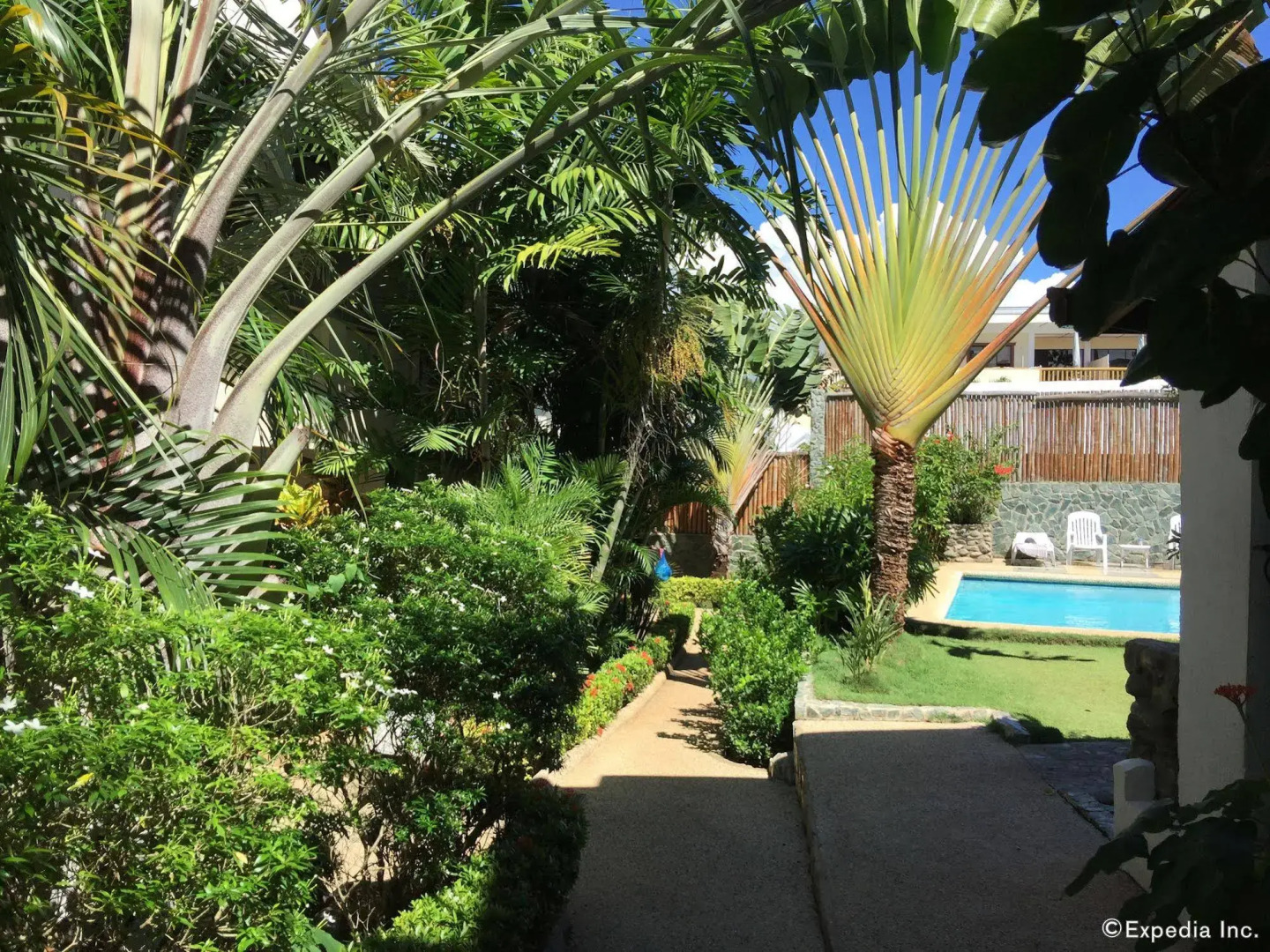 TipTop Hotel, Resto and Delishop