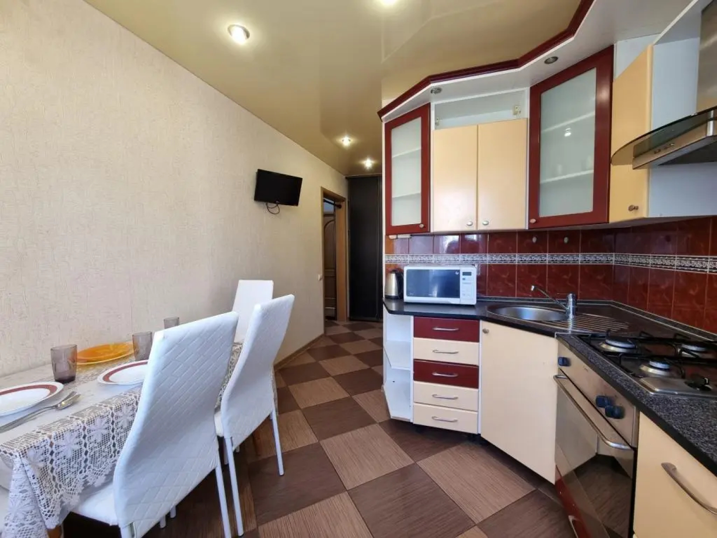 Niki Rent на проспекте Героев 29/5
