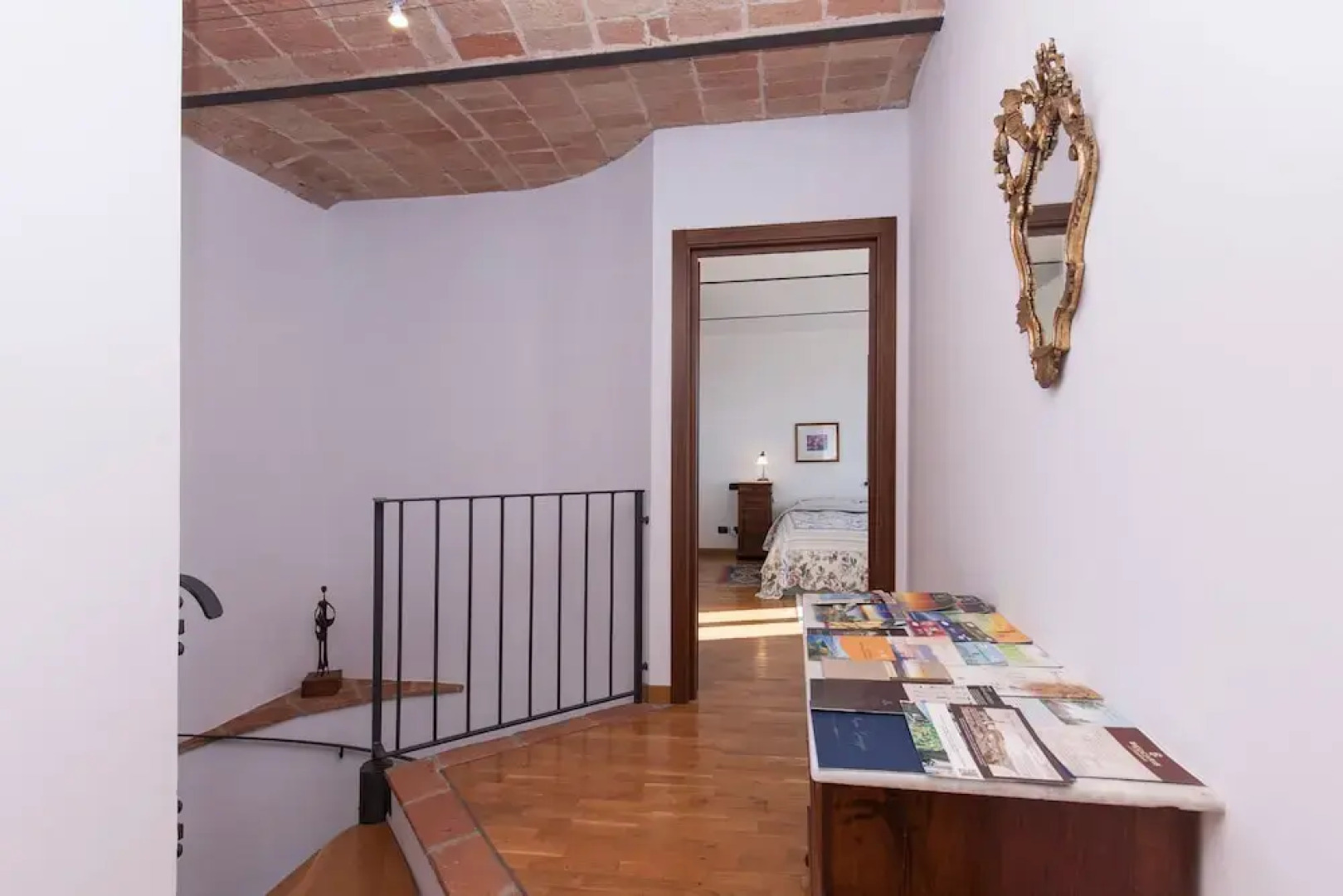 The Grape Pergola House