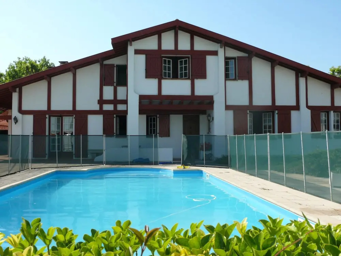 House With 6 Bedrooms in Saint-jean-de-luz, With Wonderful Mountain Vi