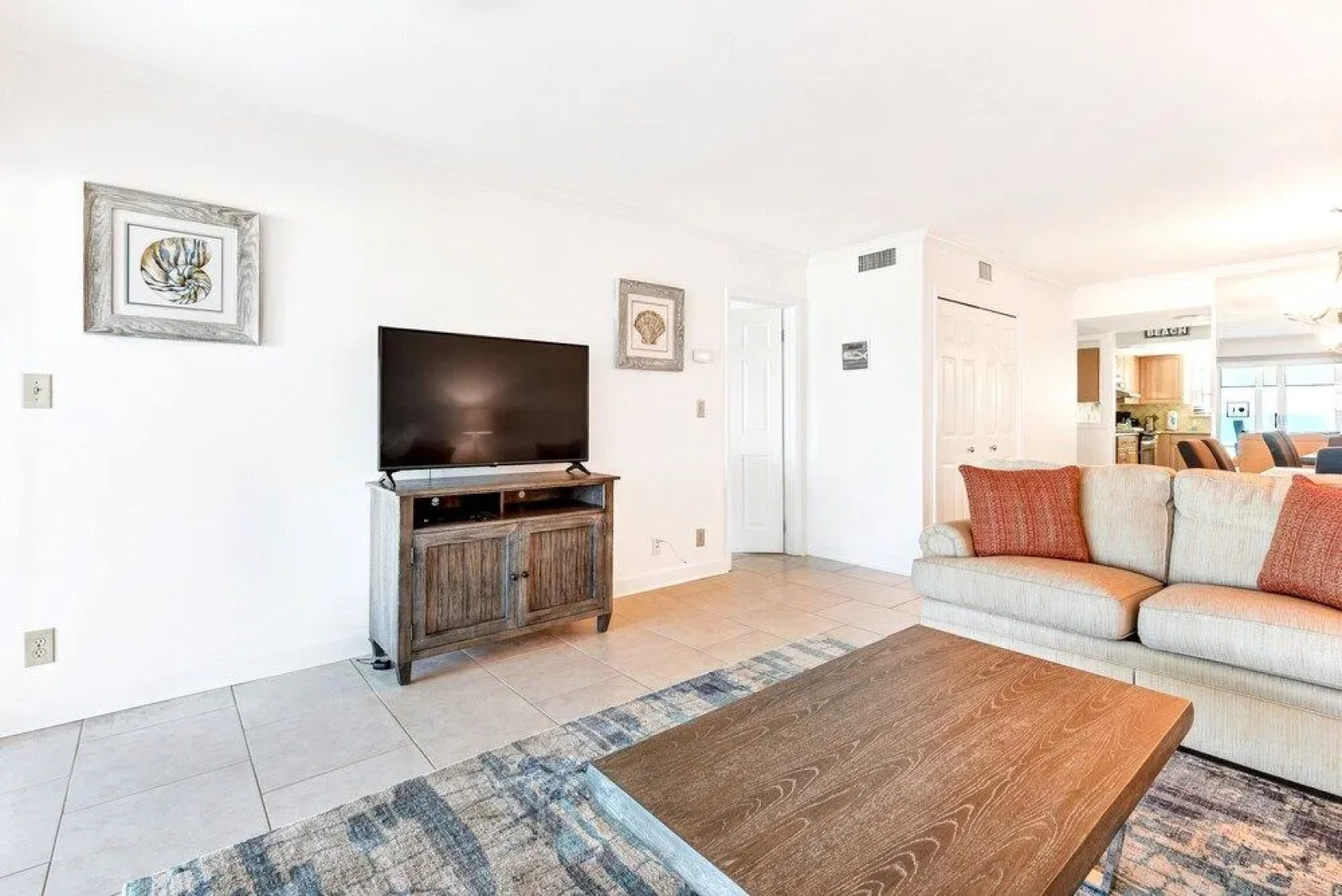 Retreat V 687b by Vtrips