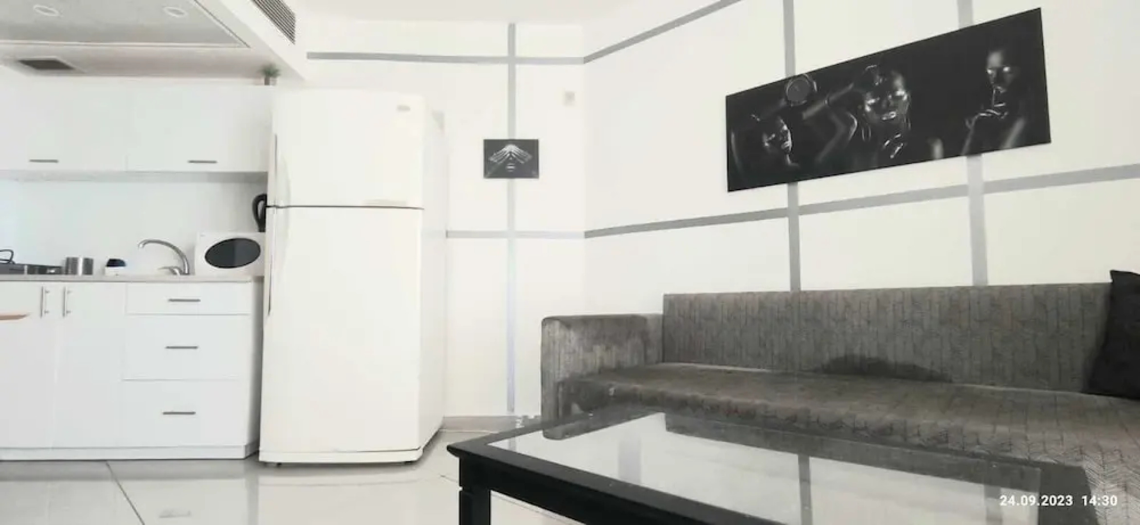 SHaYaSH apartments Leonardo Bat-Yam