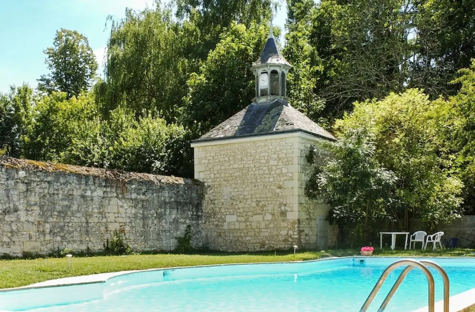Mansion With 6 Bedrooms in Neuillé, With Private Pool, Furnished Garde