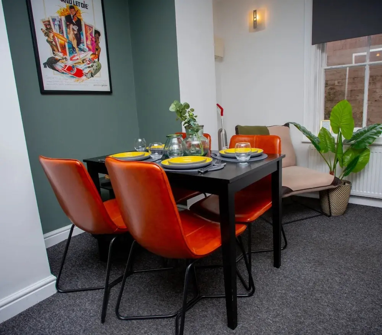 Nest Easy - Derngate Basement
